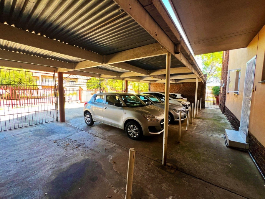 2 Bedroom Property for Sale in Baillie Park North West